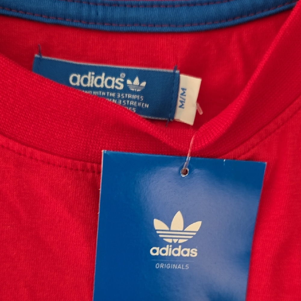 Adidas Red Short Sleeve Tee with Logo - Picture 2 of 3